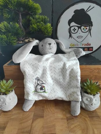 Lapin Blanc Et Gris Tacheté Mots D'enfants plat mouchoir  #geektradedoudou