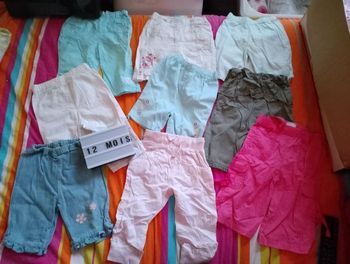 Pantalon pantacourt été 12 mois
