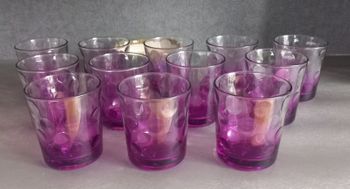 12 verres à apéro fuchsia