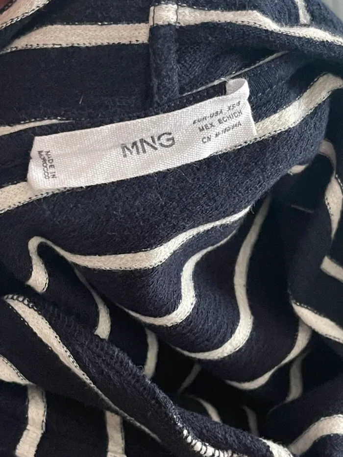 Sweat façon marinière manches courtes avec capuche et poche kangourou MNG (Mango) taille XS-S - photo numéro 6