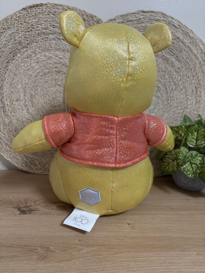 Doudou musical Winnie l’ourson anniversaire 100 ans Disney - photo numéro 2
