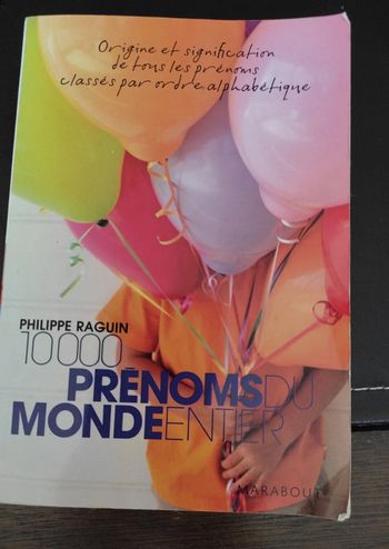 Livre 10000 prénoms du monde entier