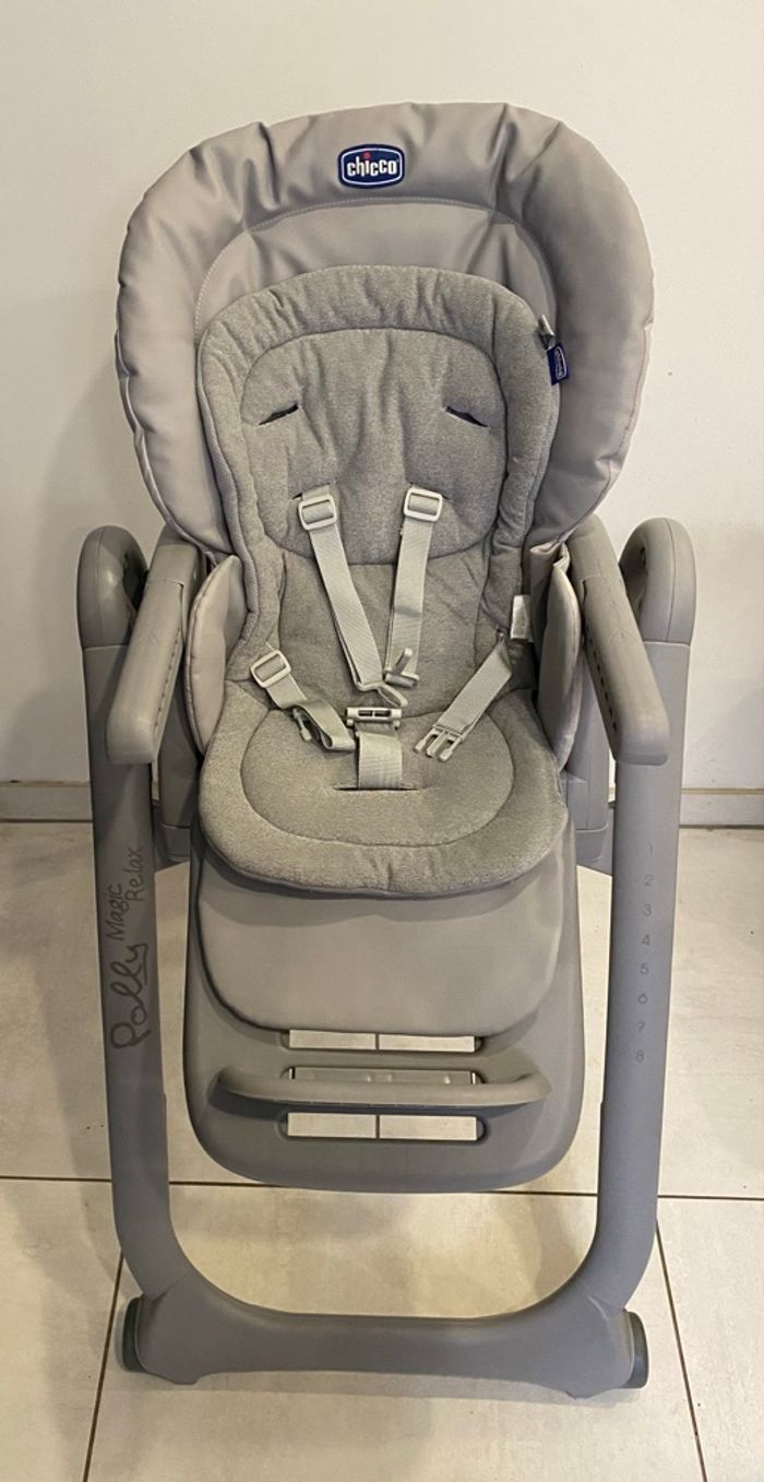 Chaise haute - photo numéro 3