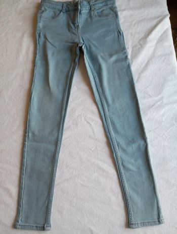 Jean de marque Gémo et de taille 10ans