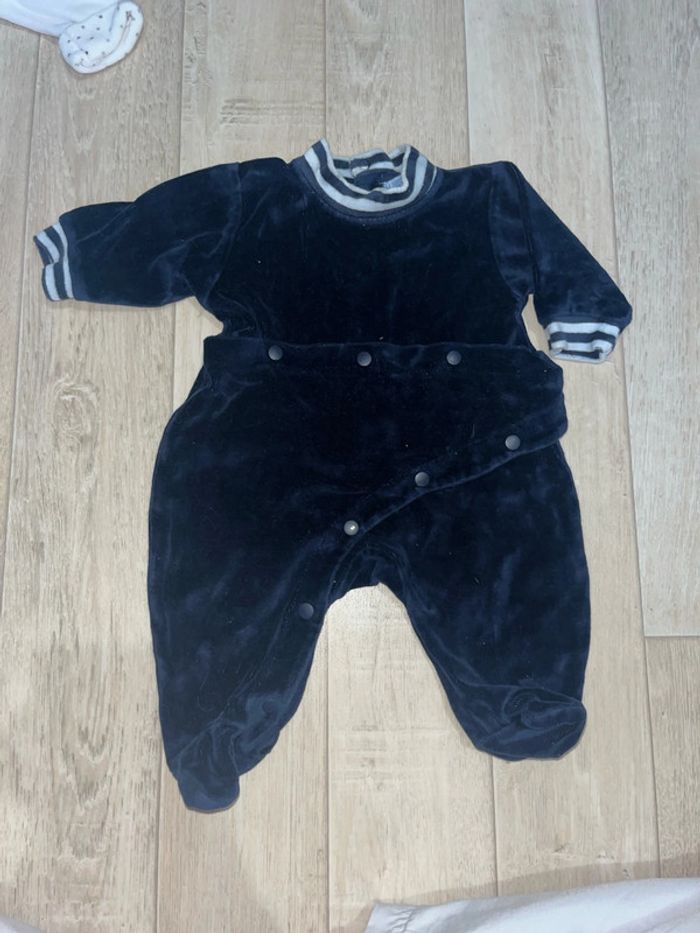 Lot de 4 pyjamas bébé - photo numéro 4