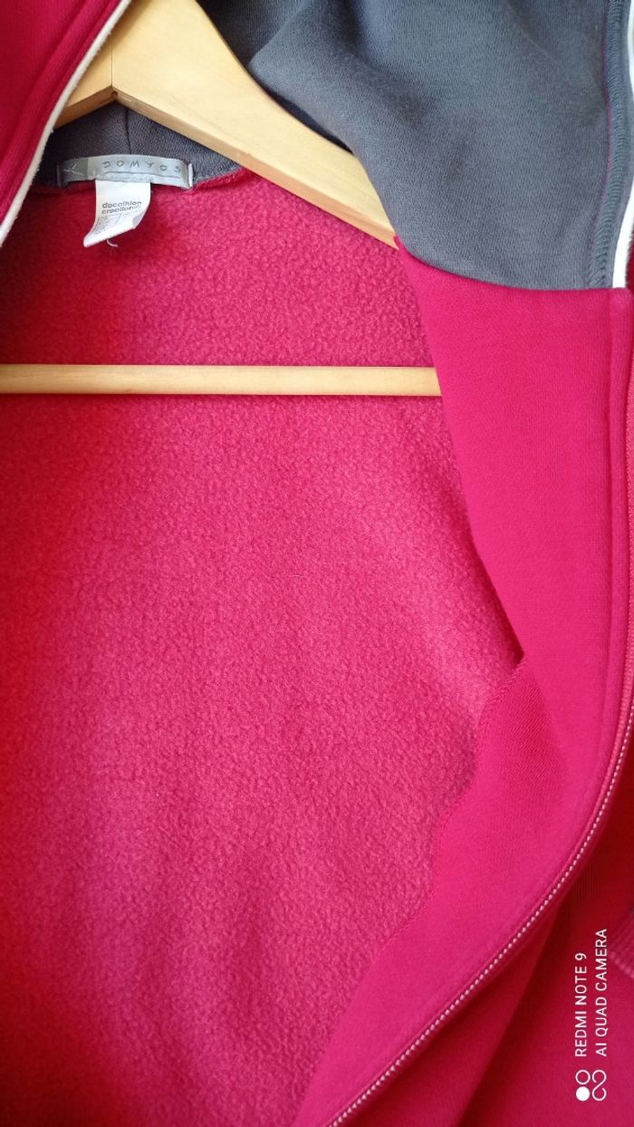 Veste sweat à capuche Domyos rouge intérieur polaire 12 ans - photo numéro 6