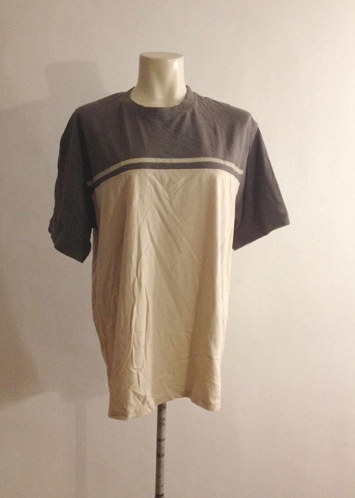T shirt col rond ✧ manches courtes ✧ look masculin ✧ taille 40 ✧ riftland - photo numéro 2