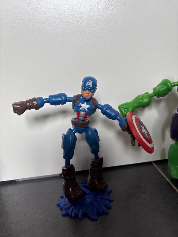 Lot 2 figurines Marvel - photo numéro 2