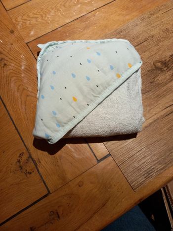 Cape de bain - pluie - serviette