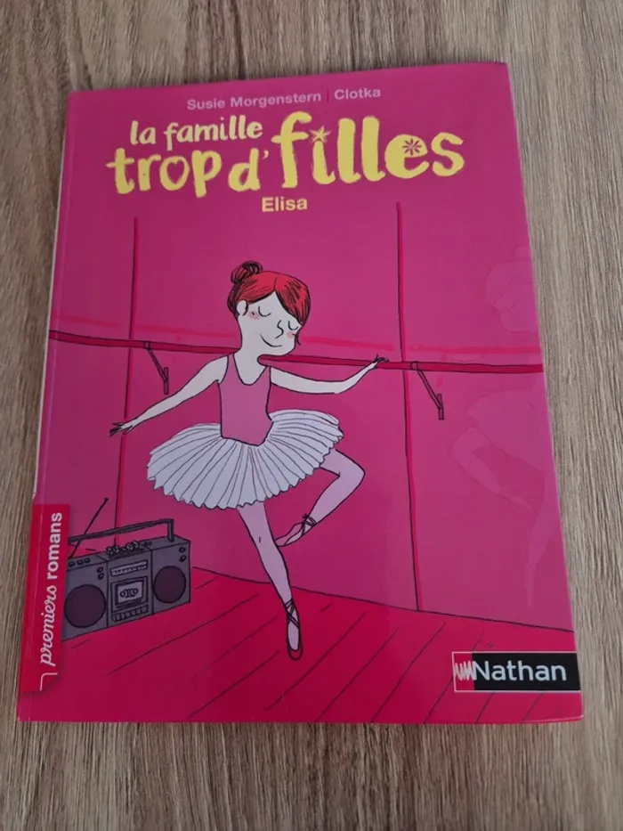 Livre la famille trop d'filles - photo numéro 2