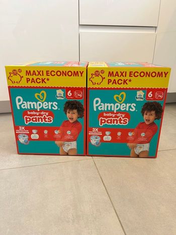 148 couches Pampers Baby Dry pants taille 6