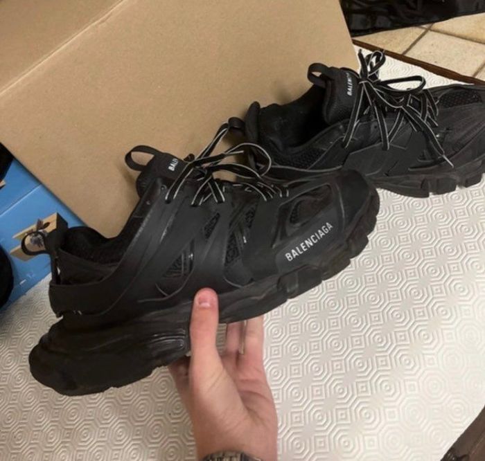 CHAUSSURES HOMME ! Négociable