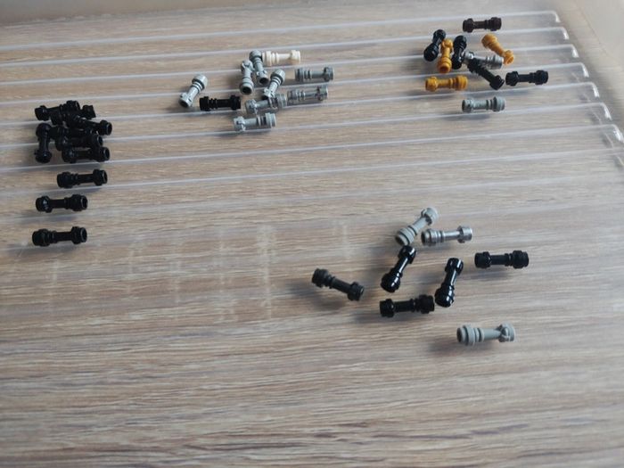 Lego lot 38 lightsaber 64567 - photo numéro 3