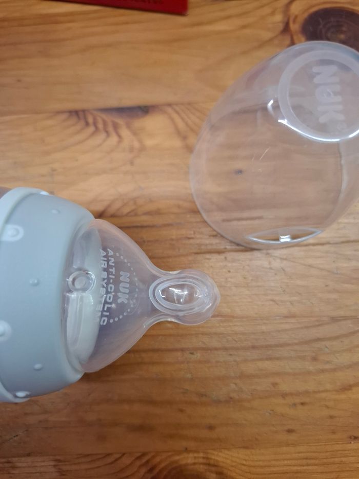 Biberon NUK 0-6 mois 300mL - photo numéro 6