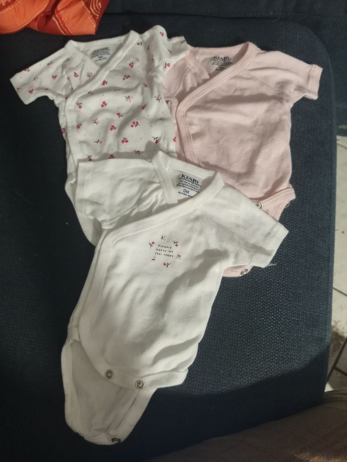 Lot 3 body manches courtes