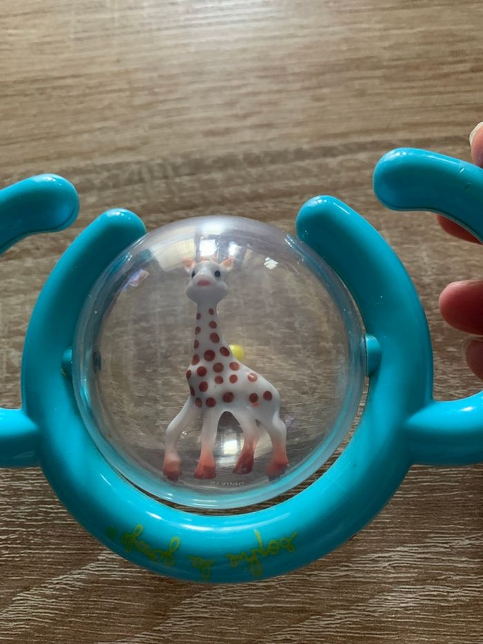 2 hochets et 1 anneau de dentition Sophie la girafe - photo numéro 4