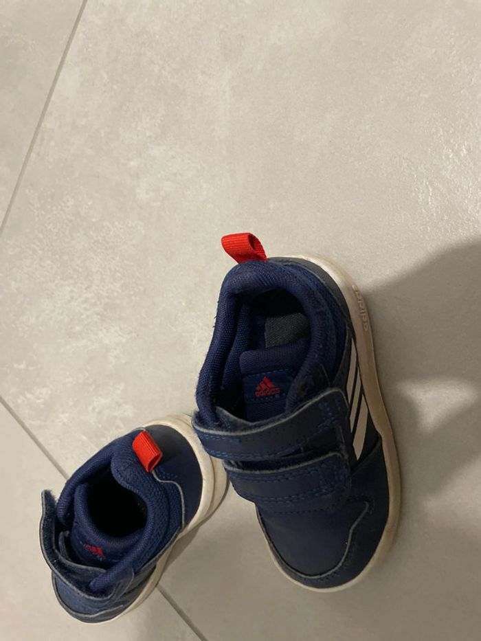 Chaussure adidas - photo numéro 3