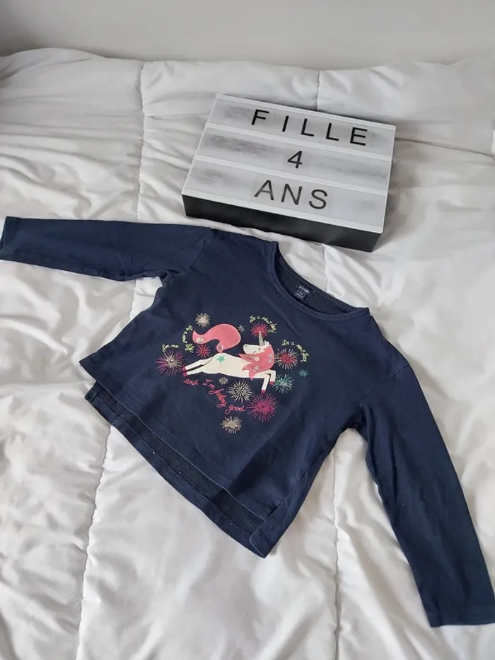 Tee-shirt manche longue fille 4 ans
