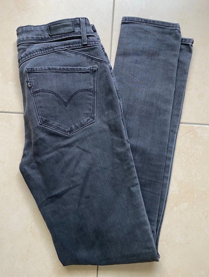 Jean Levi's mid rise skinny W27 L32 - photo numéro 4