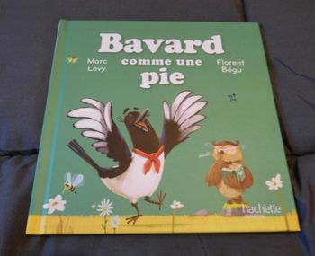 Livre bavard comme une pie