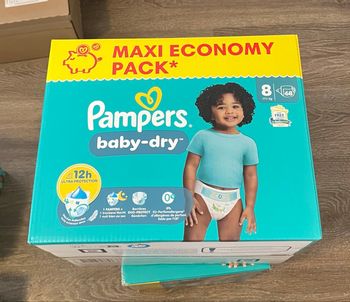 Pampers baby dry taille 8 