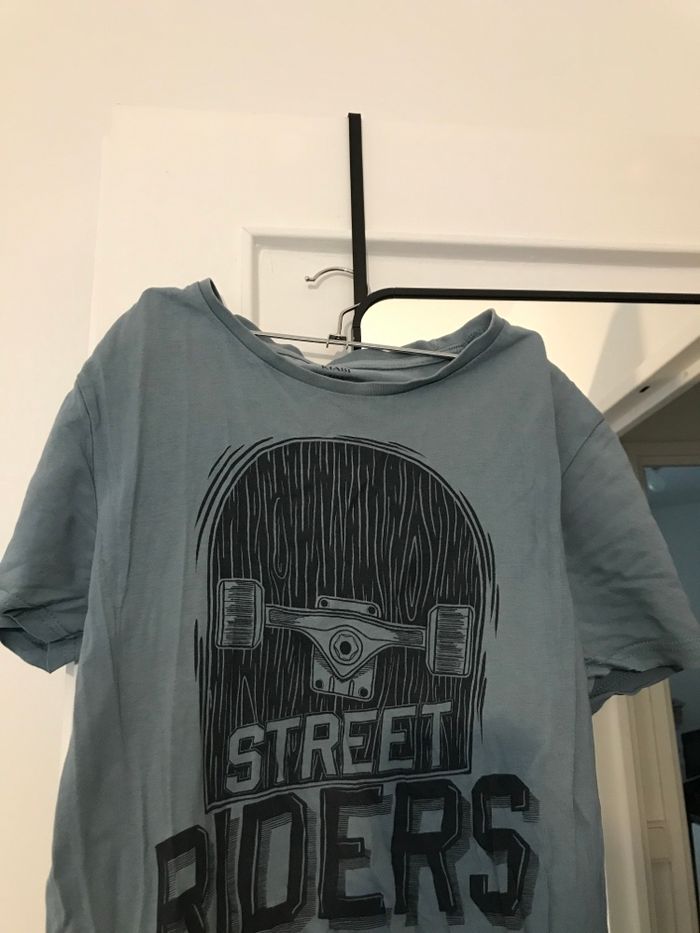 Tee-shirts - photo numéro 2