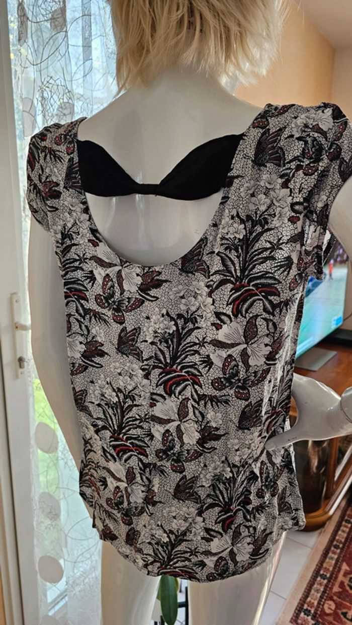 Top motif papillon Camaïeu taille 40 - photo numéro 3