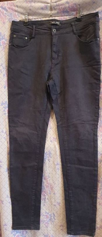 Jeans marque Miss Fanny taille 44