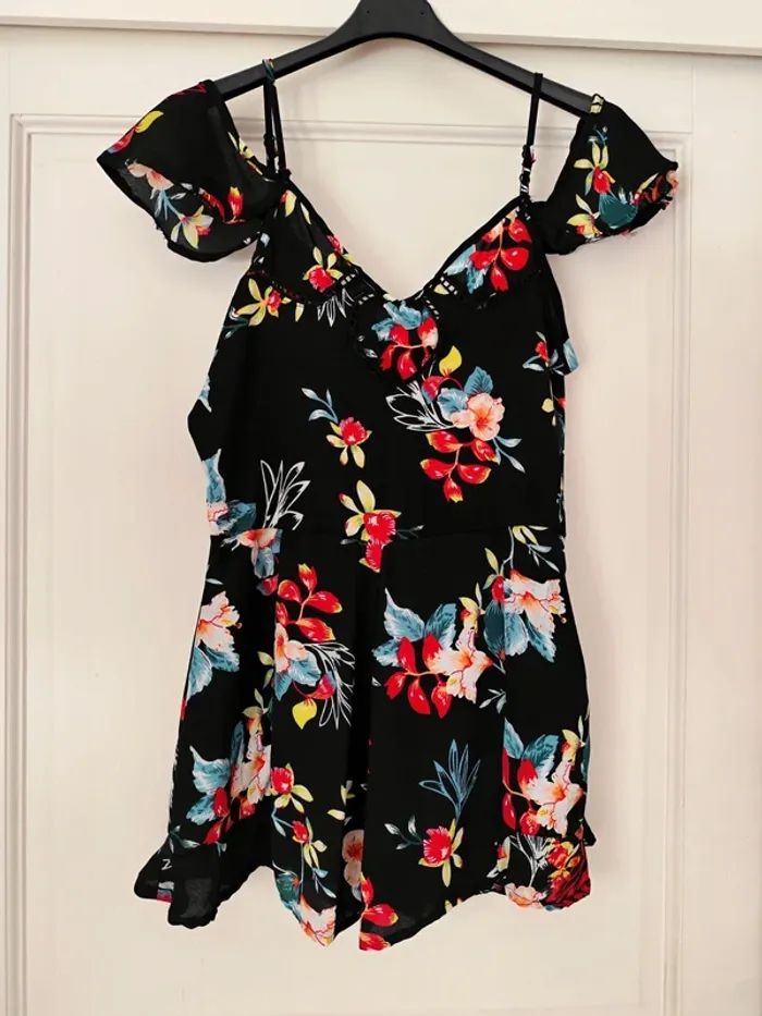 Combishort noir fleuri Jennyfer taille L