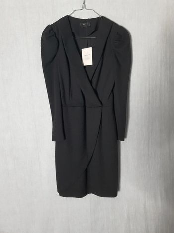 Robe noire sinequanone