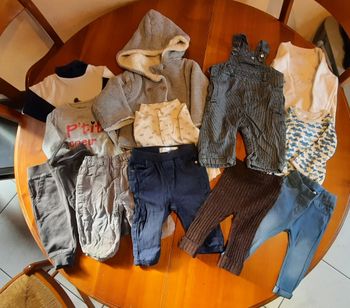 Lot de 12 vêtements garçon hiver 6 mois - lot 1