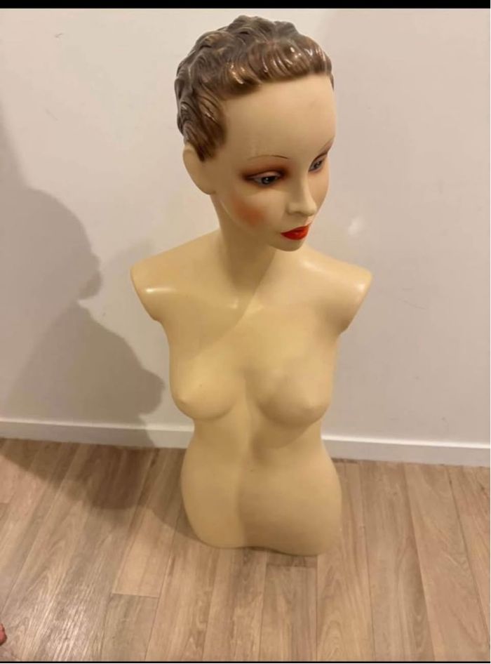 Buste mannequin à vendre en urgence - photo numéro 2