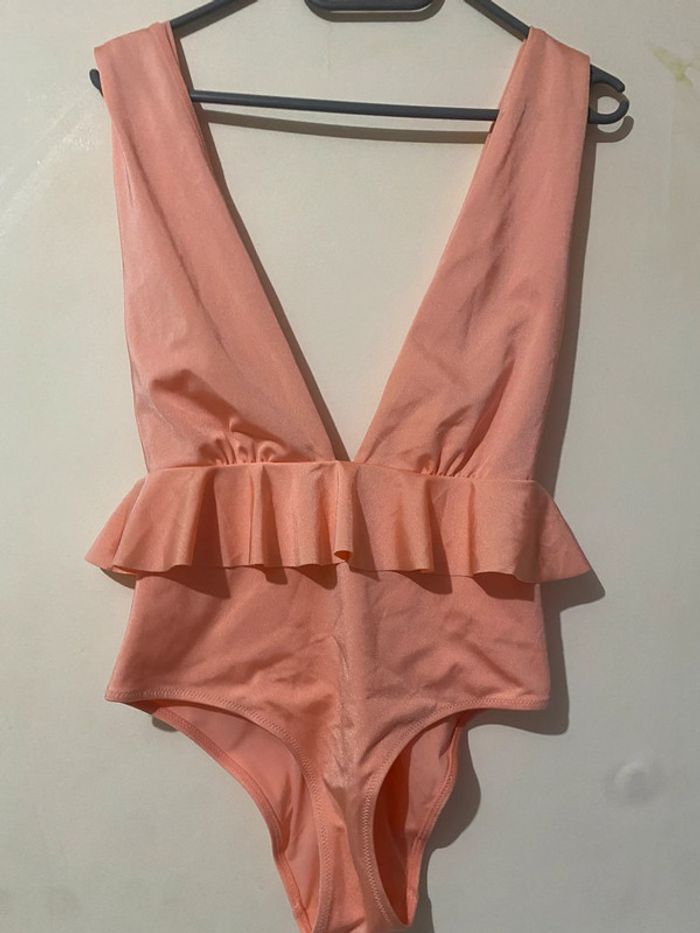 Maillot de bain rose une pièce - photo numéro 2