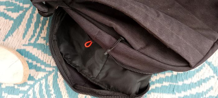 Sac à dos Poss NEUF - photo numéro 14
