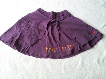 Jupe courte fluide taille élastiquée violette 4 ans TBE