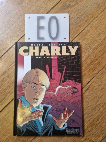 Bd charly tome 12 en eo