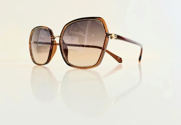 Lunette de soleil femme marron miel contour doré uvprotection catégorie 2 - photo numéro 5