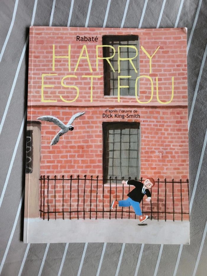 Livre Bande dessinée Harry est fou - école des loisirs / école des max