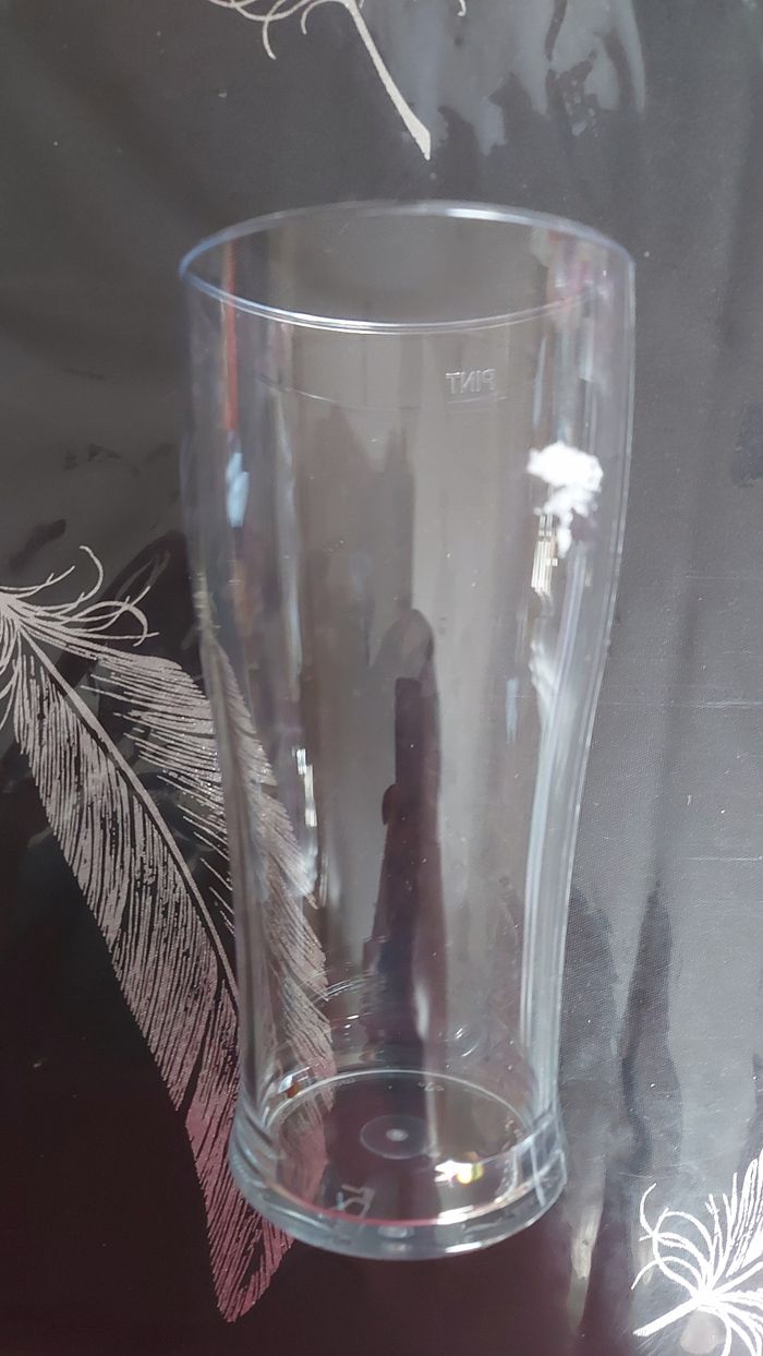 Verre en plastique
