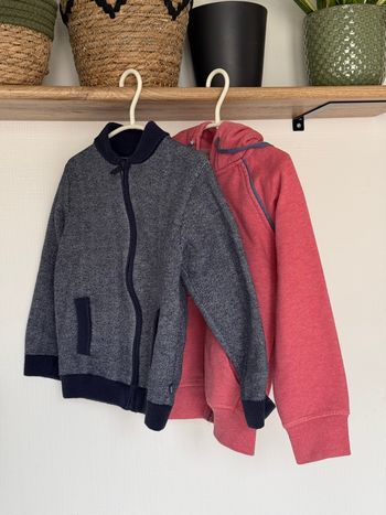 Lot de 2 gilets 4 ans 