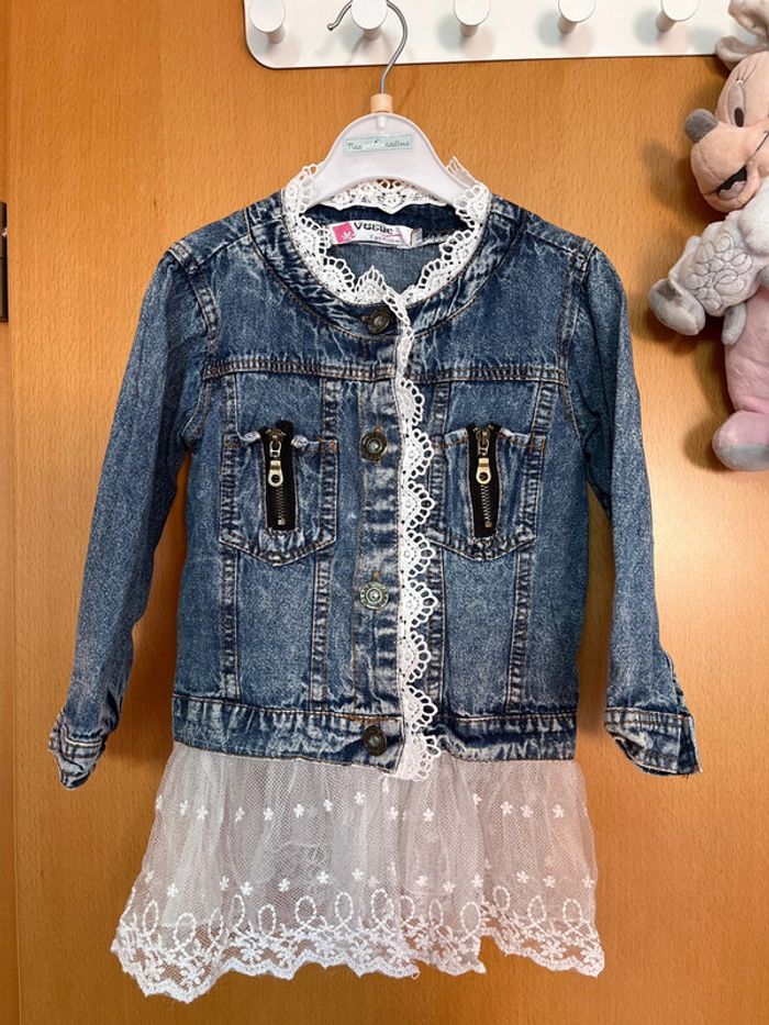 Très jolie veste en jeans avec « dentelle » blanche 3 ans - photo numéro 2