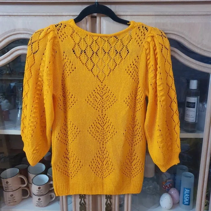 Très joli haut ajouré col en V Couleur clémentine taille S breal - photo numéro 3