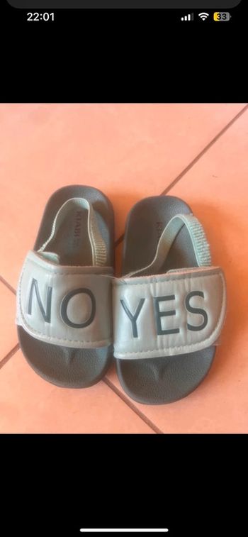 Claquette taille 22