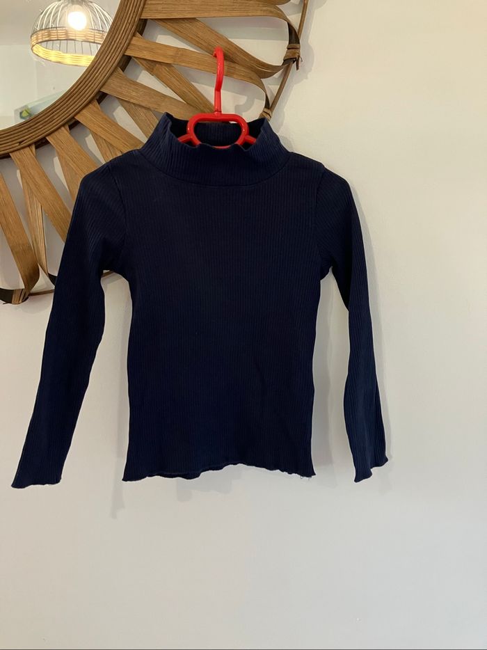 Sous pull côtelé marine taille 6 ans DPAM