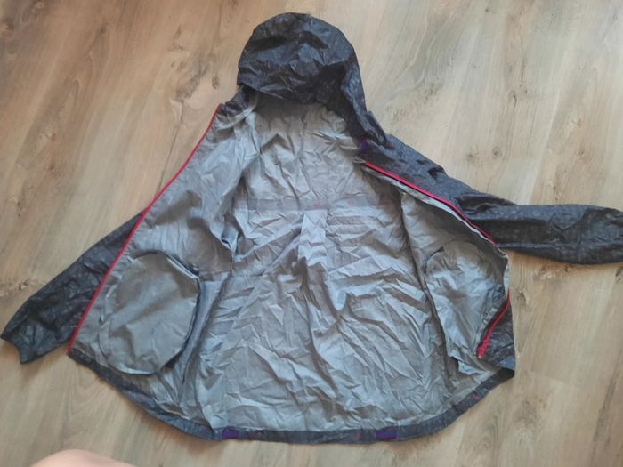 Veste de pluie 'Quechua' 12 ans - photo numéro 2