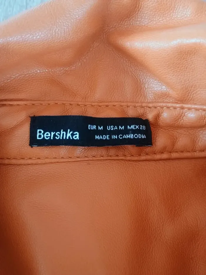 veste 3/4 facon cuir Bershka M - photo numéro 5