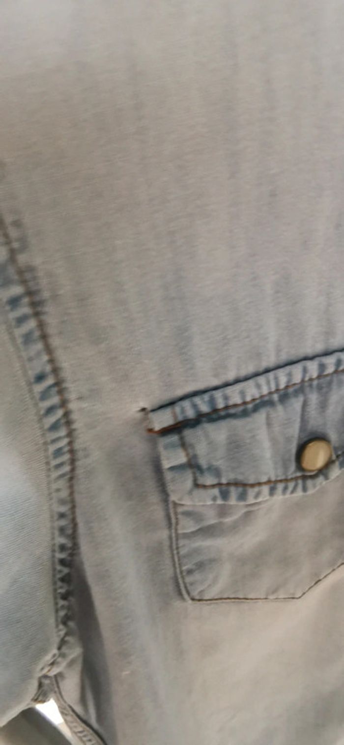 Chemise en jean taille S - photo numéro 3