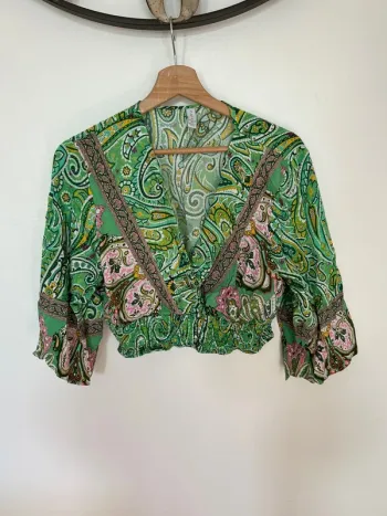 Blouse courte