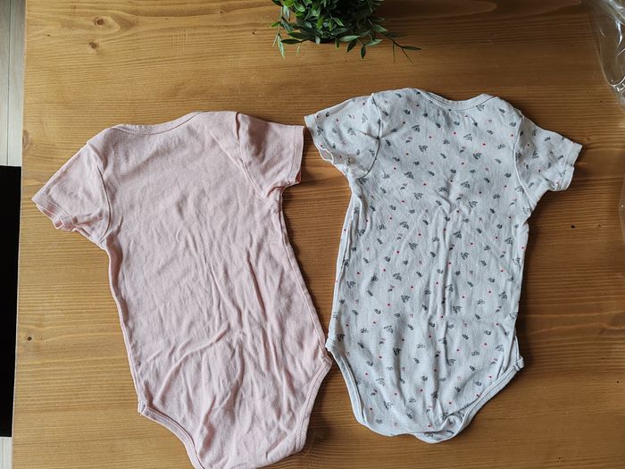 Lot 4 de bodies Kiabi 36 mois 🌸 - photo numéro 4