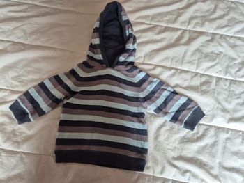 Pull garçon taille 24mois